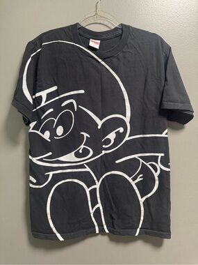Supreme | Shirts | Black Supreme Classic Logo Tee | Poshmark